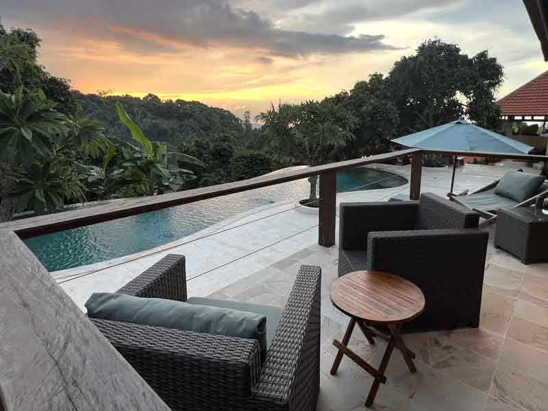 Villa Mungkin / Villa Maybe